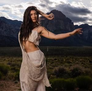 Meet your Posher, Marissa